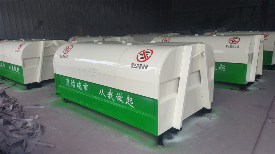 С��֮�ǹ��������� 3��������S��ֱ�N